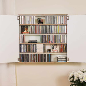 Hoch qualitativer CD-Hängeschrank mit Platz für bis zu 360 CD's.