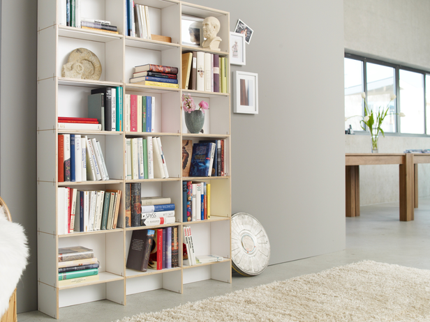 Modulare Bücherregale im flexiblen Stecksystem zum erweitern und umbauen