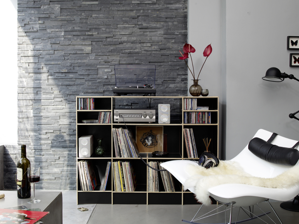 Hi Fi Regal Dortmund noir 01 Craftwebsite