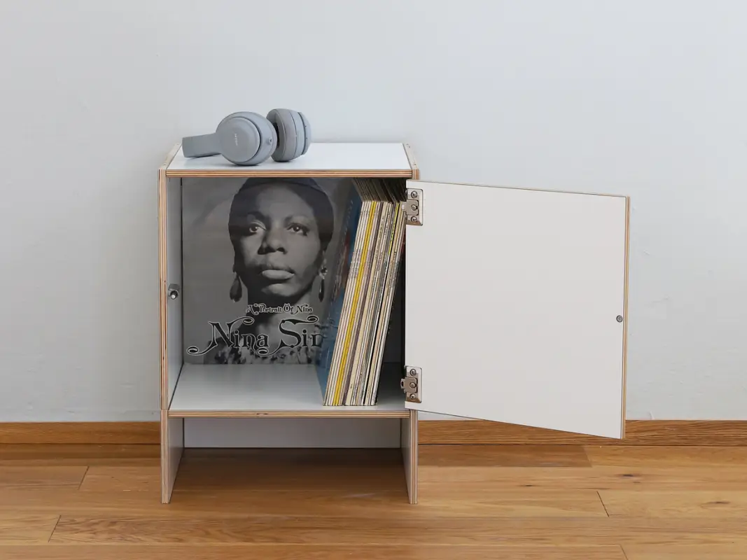 Sockelmodul mit Modul 36cm hoch und 38cm tief und Holztür